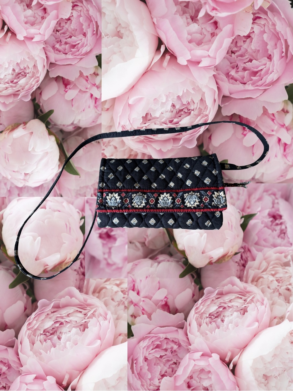 Vera Bradley Cross body Wallet